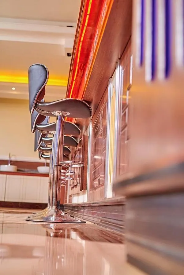 Wilsen Hotel Nansana Tula 3*,